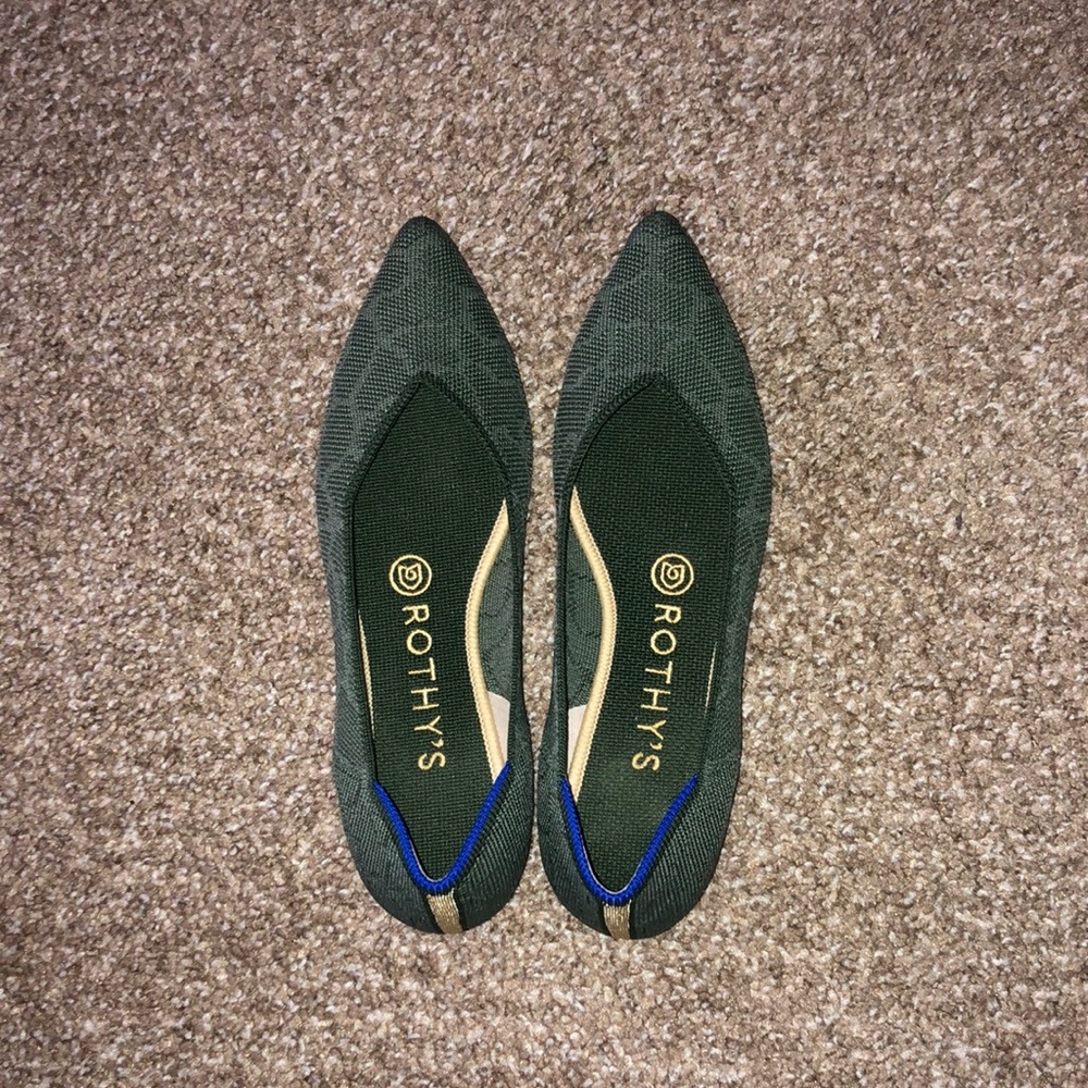 Rothy’s pointed toe flats in green safari